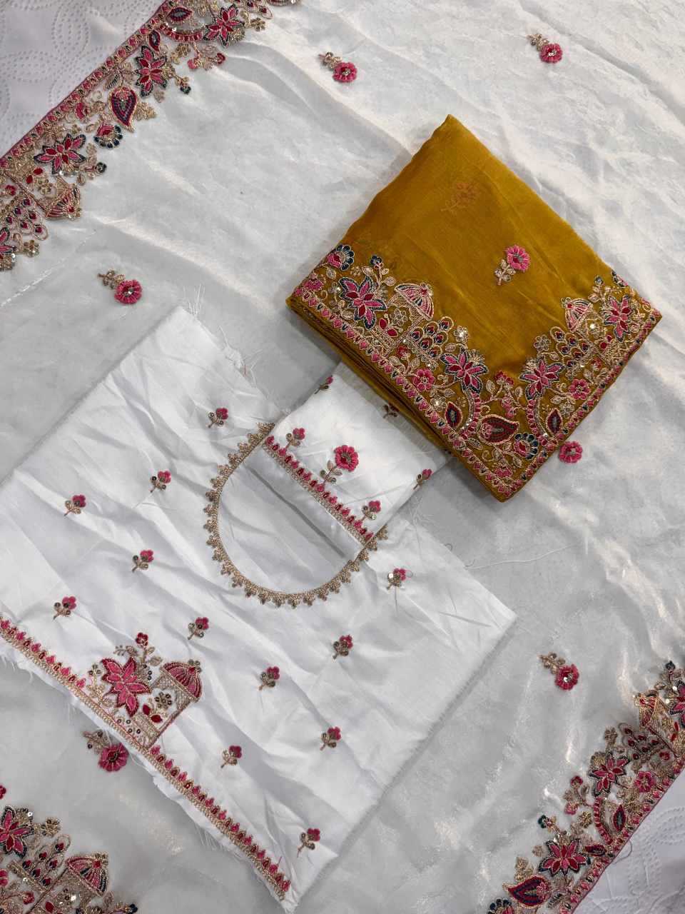 Ynf FENDY KESH659 Gucci3 Sarees Wholesale Embroidered Sarees Lace Border Sarees Cutwork Saree Manufacturer- Kapda Export