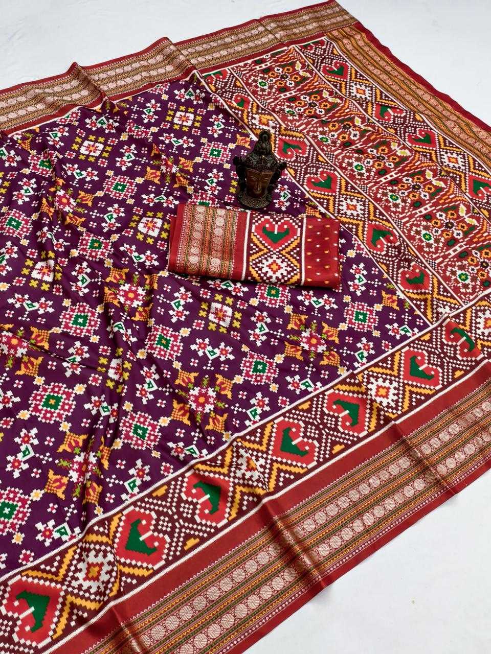 Ynf Handloom Silk KESH576 Pavitra Patola vol-2 Silk Sarees Wholesale Handloom Sarees Patola Sarees Designer Silk Sarees Manufacturer- Kapda Export