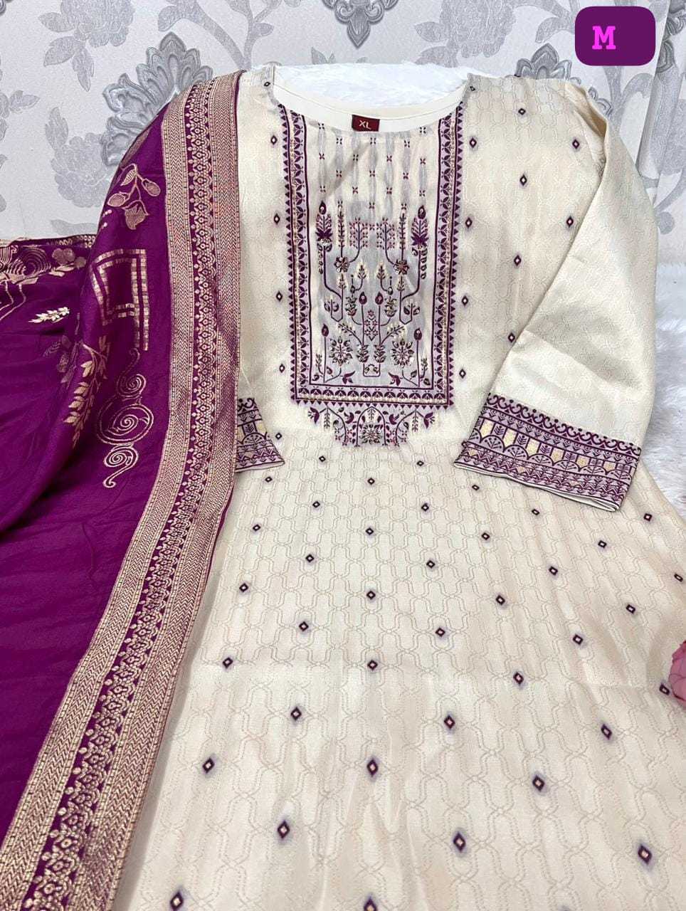 Ynf Jacquard KESH594 Iffat Kurti Festive Collections Plus Size Collections Wholesale Silk Kurtis Handloom Kurtis Onam Collections Manufacturer- Kapda Export