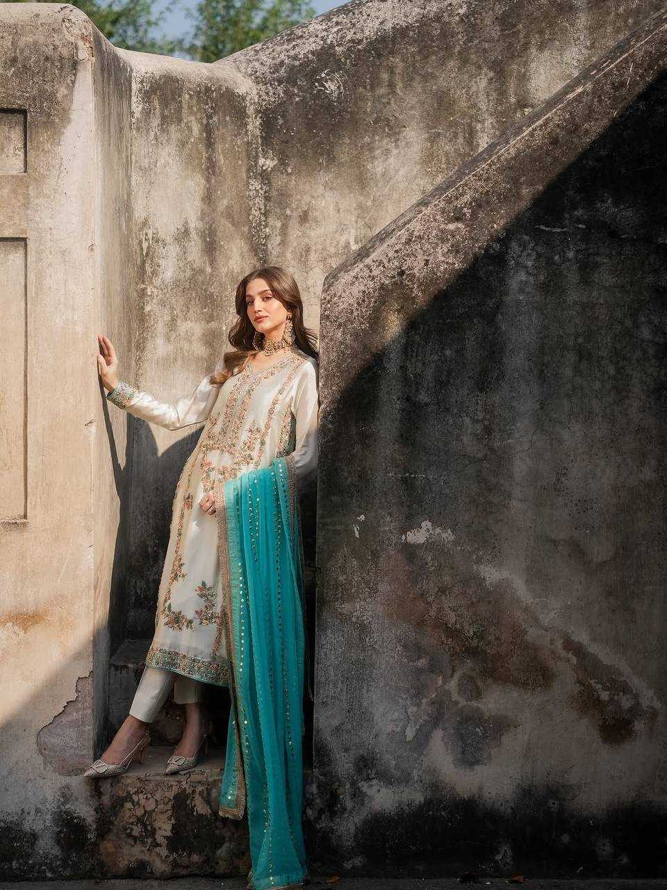 Ynf Jimmy Choo KESH141 220 Suits & Dresses Wholesale Embroidery Suits Palazzo Suit Designer Suits Manufacturer- Kapda Export