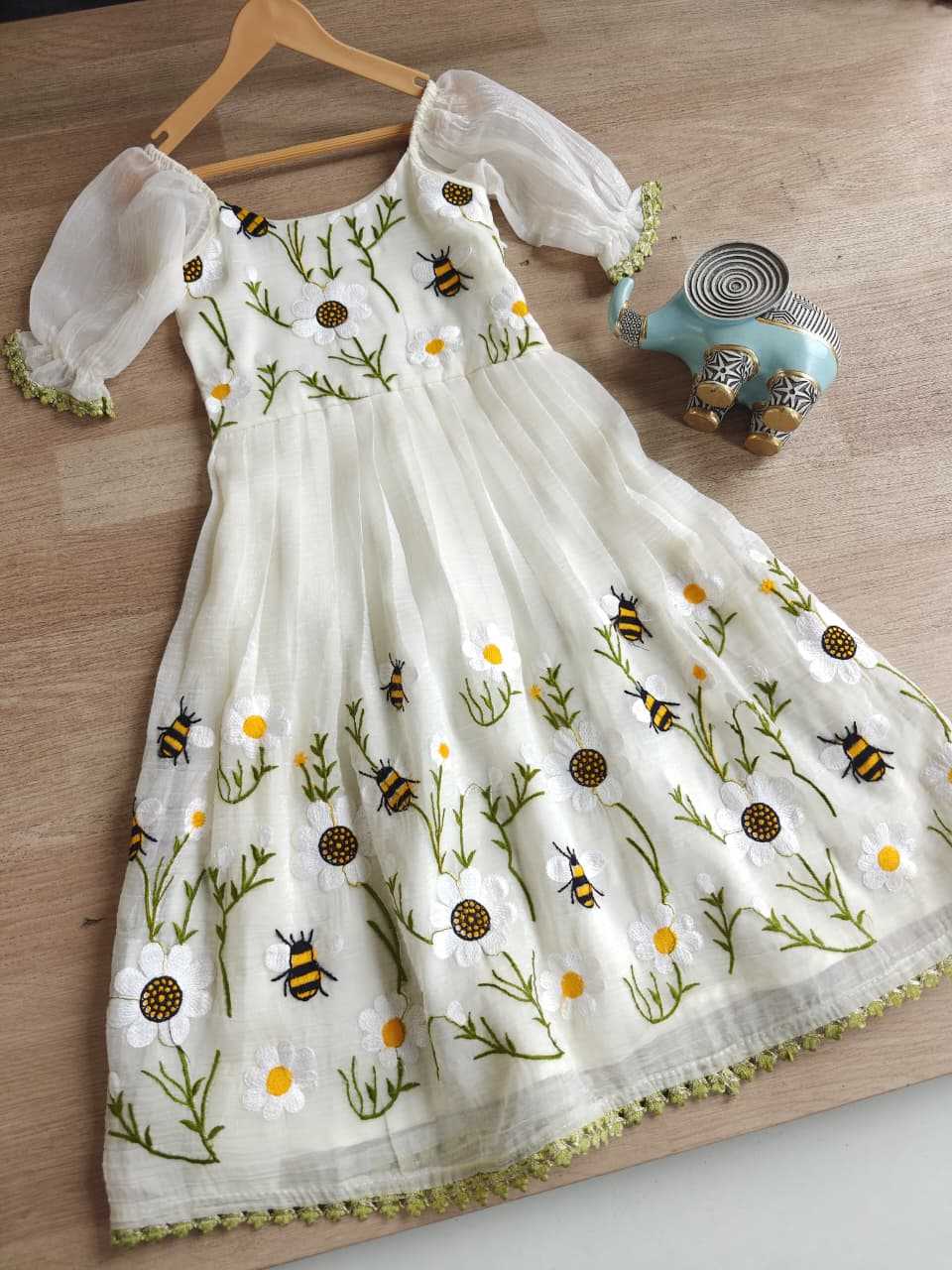 Ynf Organza KESH249 Honeybee Kids Wear Wholesale Kids Gown Kids Ethnic Gowns Manufacturer- Kapda Export
