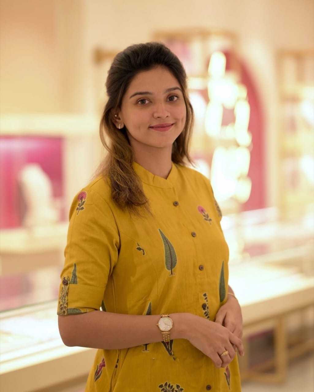 Ynf Poly Rayon KESH738 Print Kurti Wholesale Festive Kurtis Party Wear Kurtis Designer Kurtis Manufacturer- Kapda Export