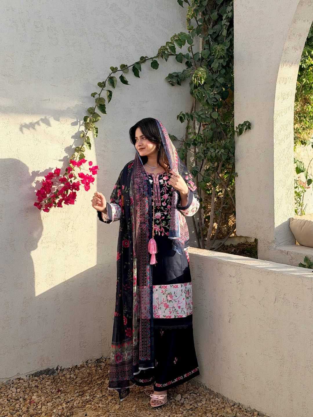 Ynf Pure Rayon KESH677 AASHA 1192 Black Kurti Wholesale Designer Kurtis Rayon Kurtis Embroidered Kurtis Manufacturer- Kapda Export