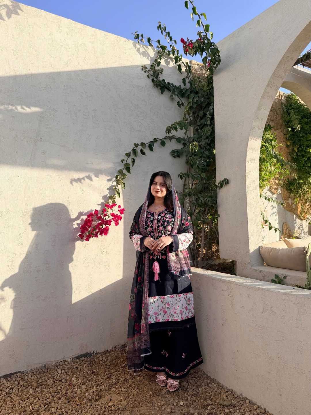 Ynf Pure Rayon KESH677 AASHA 1192 Black Kurti Wholesale Designer Kurtis Rayon Kurtis Embroidered Kurtis Manufacturer- Kapda Export