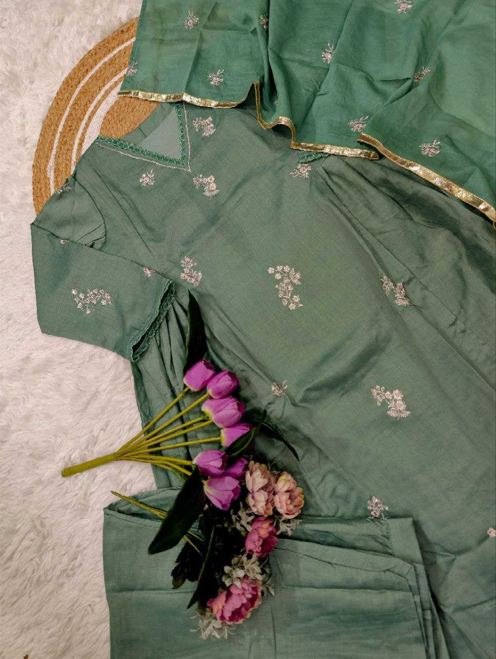 Ynf Pure Viscos KESH529 646 Kurti Wholesale Party Wear Kurtis Designer Kurtis Embroidered Kurtis Manufacturer- Kapda Export