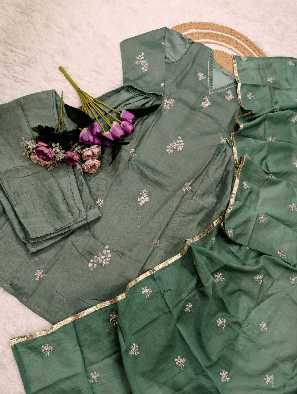 Ynf Pure Viscos KESH529 646 Kurti Wholesale Party Wear Kurtis Designer Kurtis Embroidered Kurtis Manufacturer- Kapda Export