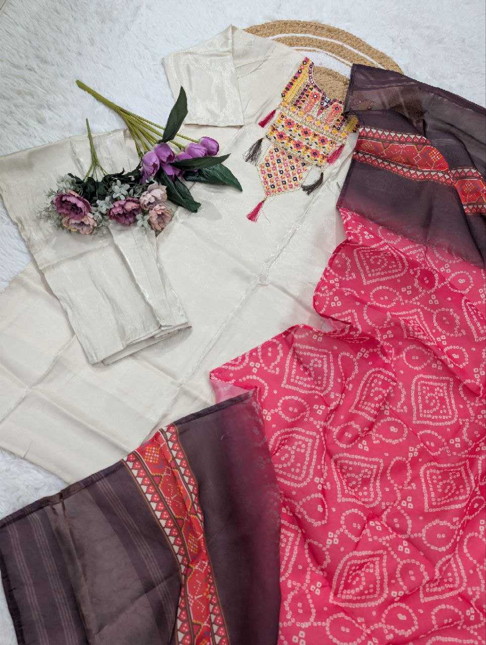 Ynf Pure Viscos KESH529 REEVA Kurti Wholesale Party Wear Kurtis Designer Kurtis Embroidered Kurtis Manufacturer- Kapda Export