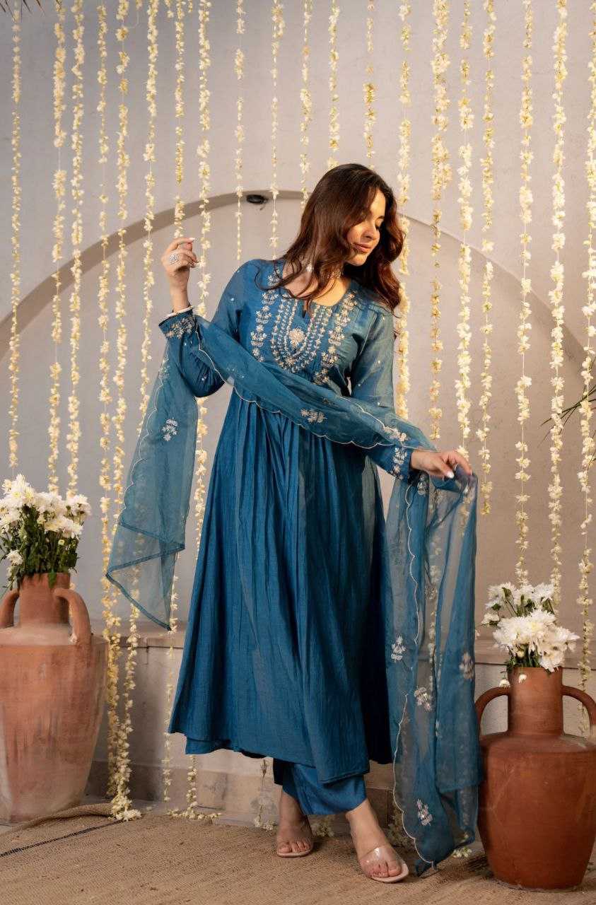 Ynf Pure Viscos KESH529 SC658 Kurti Wholesale Festive Kurtis Designer Kurtis Silk Kurtis Manufacturer- Kapda Export