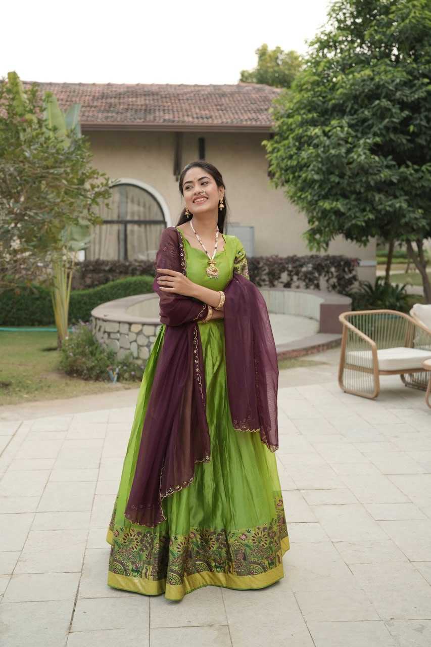 Ynf Shimmer silk RIN119 8134 Lehengas Wholesale Wedding Lehenga Designer Lehenga Choli Shimmer Lehenga Manufacturer- Kapda Export