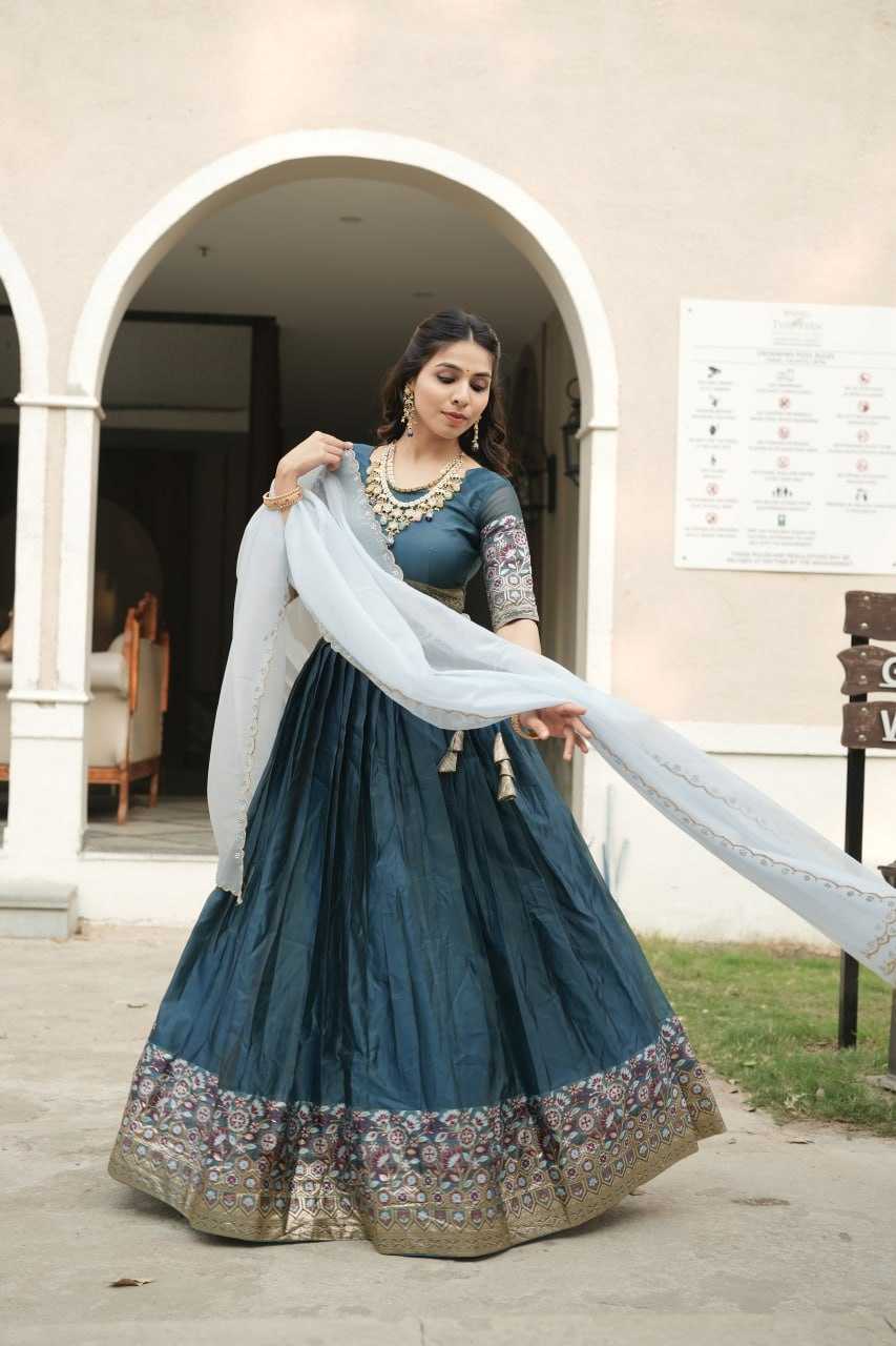 Ynf Shimmer silk RIN119 8134 Lehengas Wholesale Wedding Lehenga Designer Lehenga Choli Shimmer Lehenga Manufacturer- Kapda Export