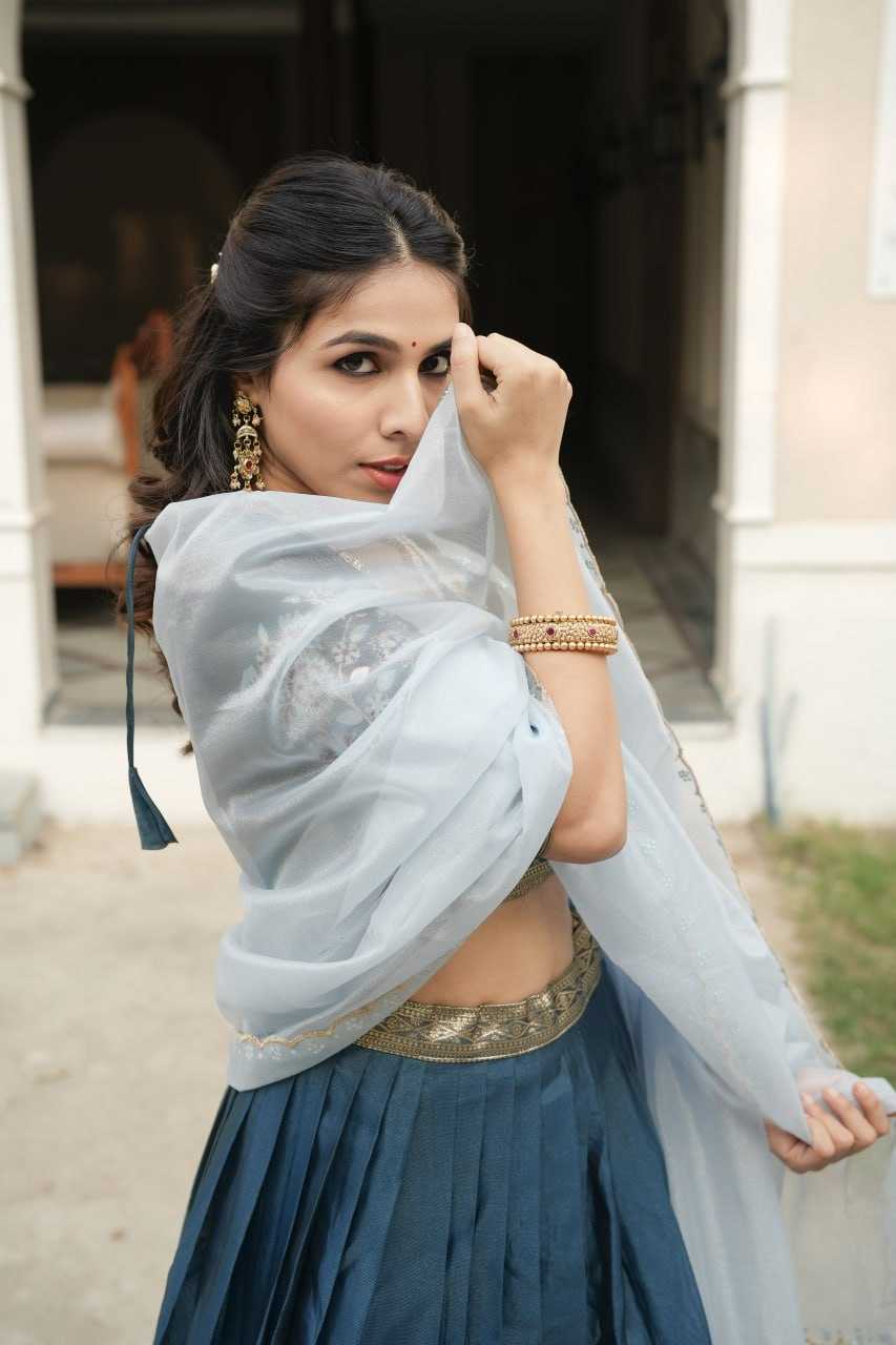 Ynf Shimmer silk RIN119 8134 Lehengas Wholesale Wedding Lehenga Designer Lehenga Choli Shimmer Lehenga Manufacturer- Kapda Export