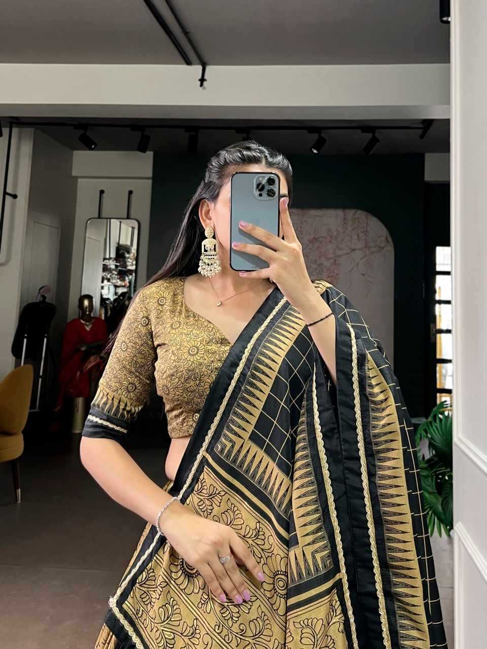 Ynf Silk KESH134 ISHANYA-01 Lehengas Wholesale Fancy Lehenga Kalamkari Lehenga Embroidered Lehenga Manufacturer- Kapda Export