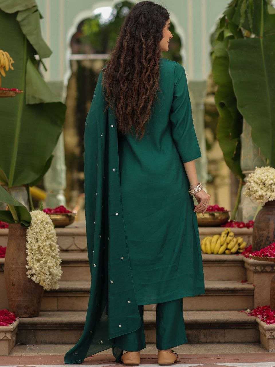 Ynf Slub Reyon KESH529 SC651 Kurti Wholesale Designer Kurtis Embroidered Kurtis Green Kurtis Manufacturer- Kapda Export