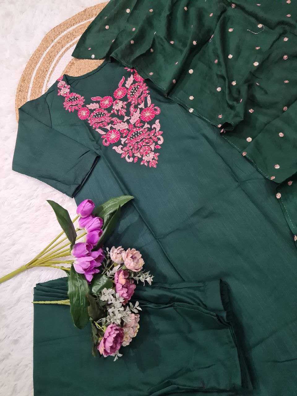 Ynf Slub Reyon KESH529 SC651 Kurti Wholesale Designer Kurtis Embroidered Kurtis Green Kurtis Manufacturer- Kapda Export