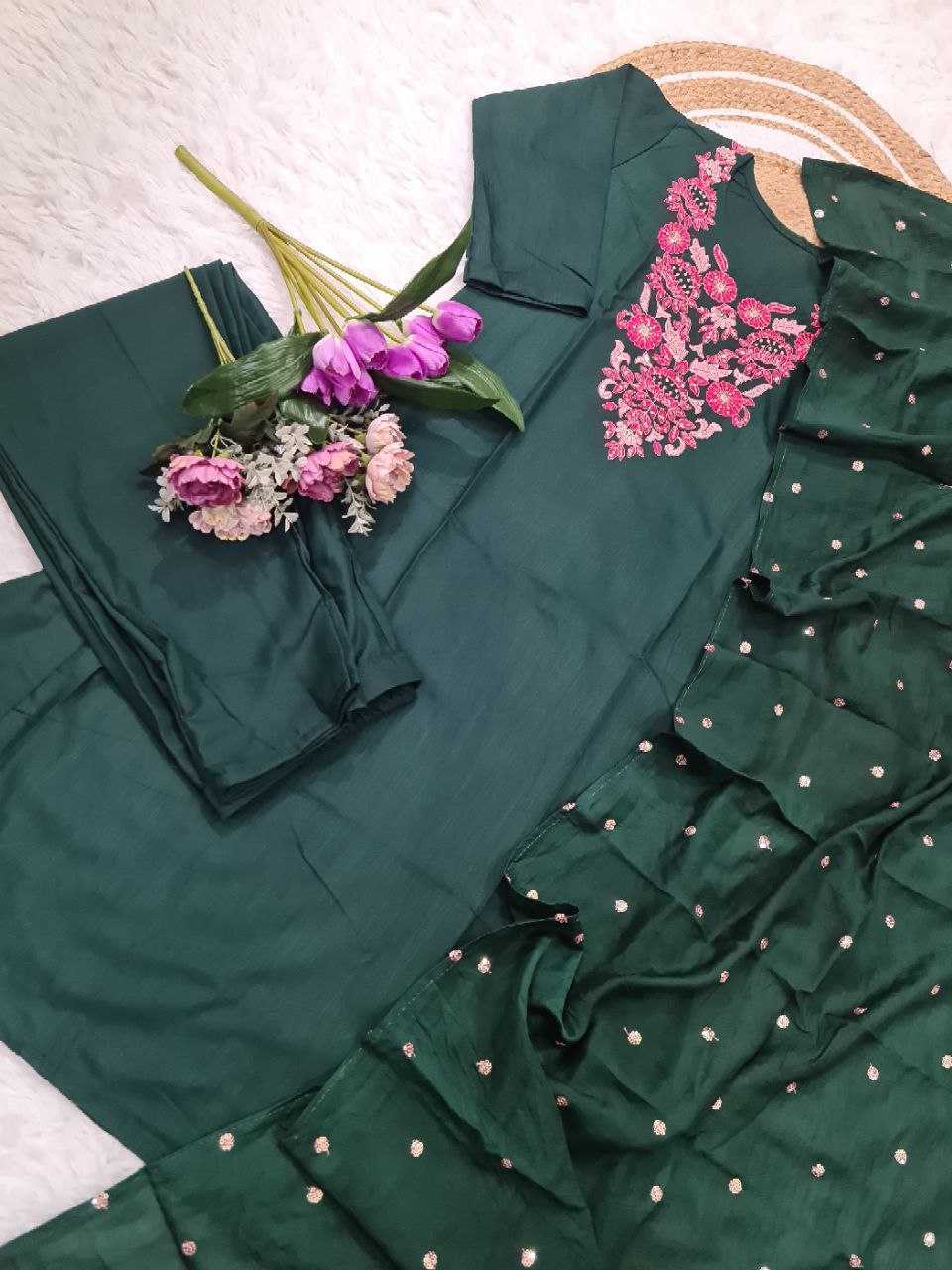 Ynf Slub Reyon KESH529 SC651 Kurti Wholesale Designer Kurtis Embroidered Kurtis Green Kurtis Manufacturer- Kapda Export