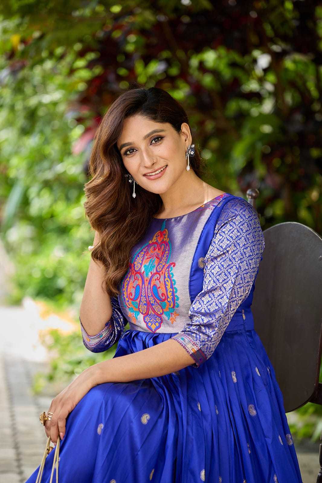 Ynf Soft Silk KESH249 104 Gowns Festive Collections Plus Size Collections Wholesale Party Wear Gowns Silk Gowns Fit And Flare Gowns Manufacturer- Kapda Export